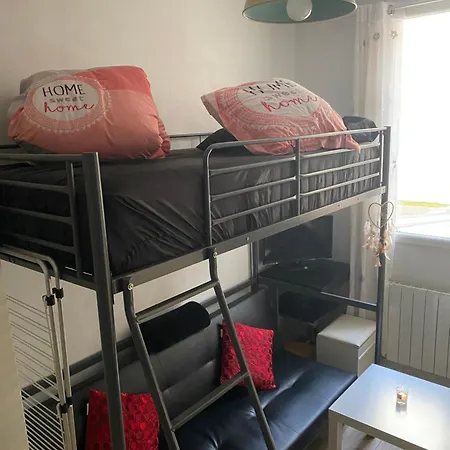 Petit Nid à * Paris